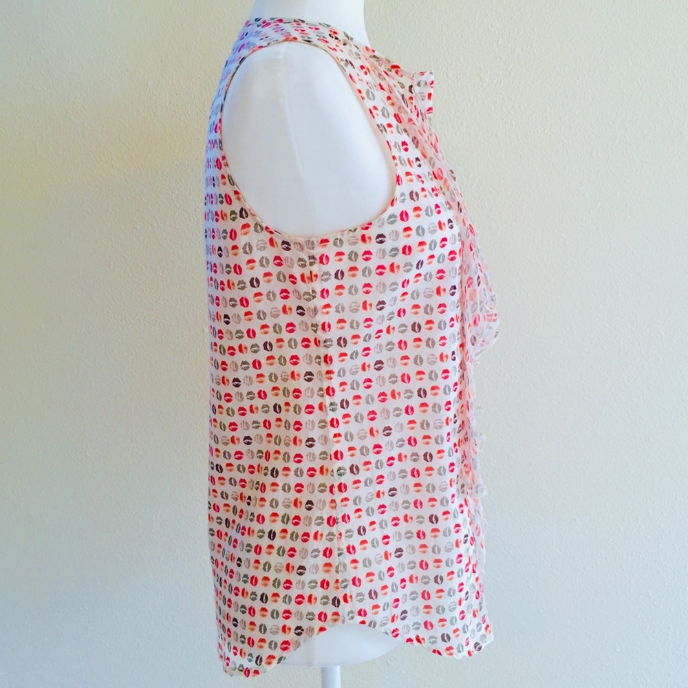 Gap Lip Print Button-Up Ruffle Top - image 5